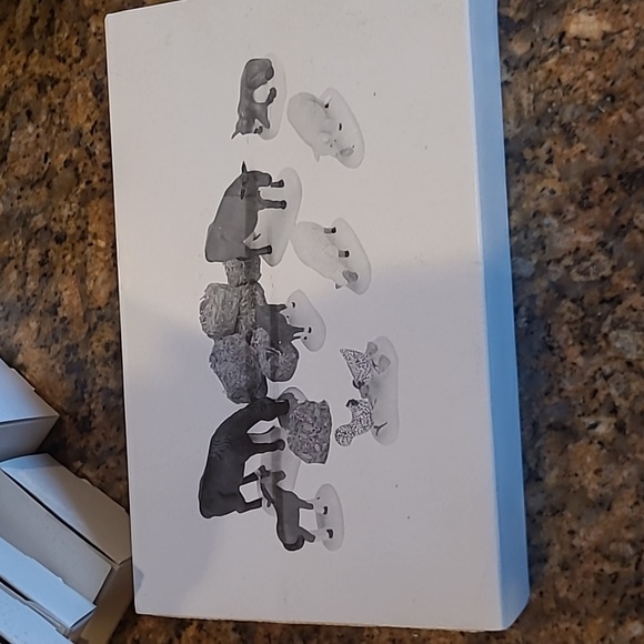 Department 56 Farm Animals set of 8 - Picture 3 of 3